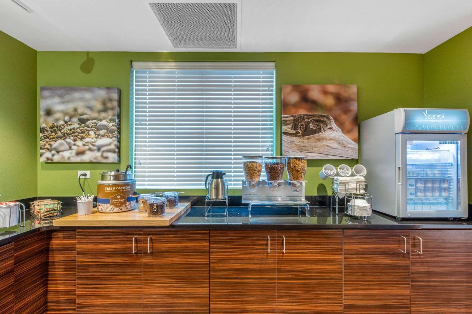Mainstay Suites St Louis Airport Bridgeton Zewnętrze zdjęcie